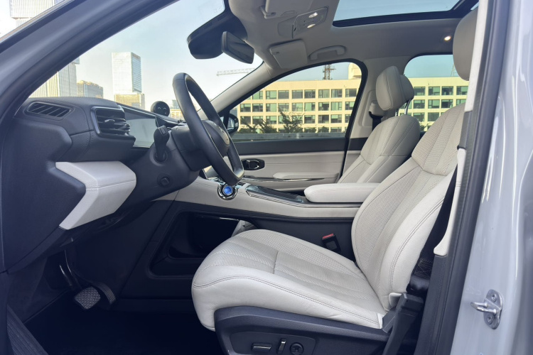 NIO ES8 2021 car image #15