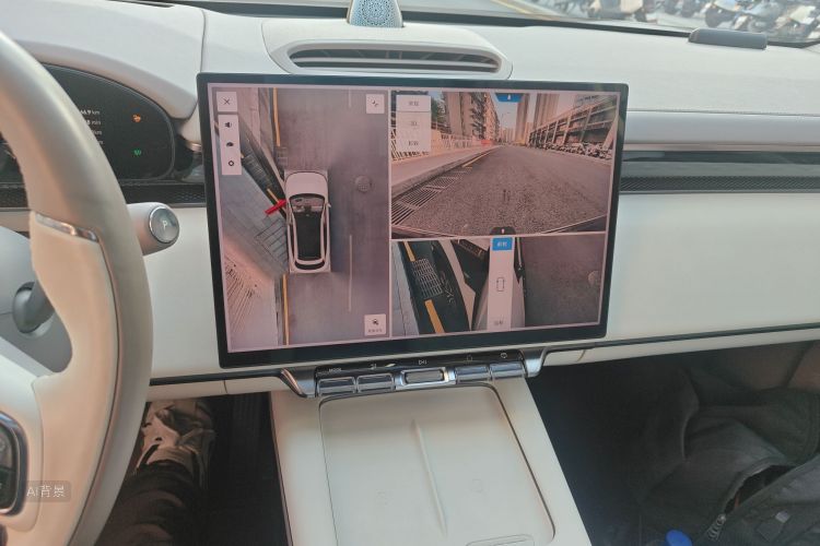 Zeekr 7X 2024 car image #15