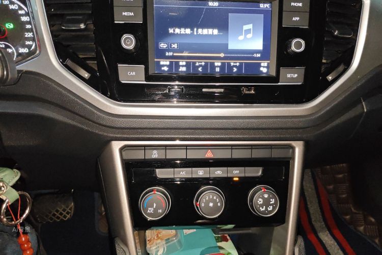 T-Roc 2020 #15 T-Roc 2020 car image #15
