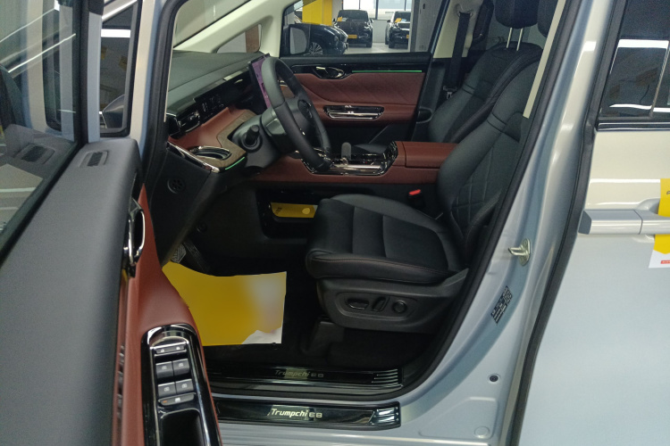 GAC Trumpchi E8 New Energy 2024 car image #15