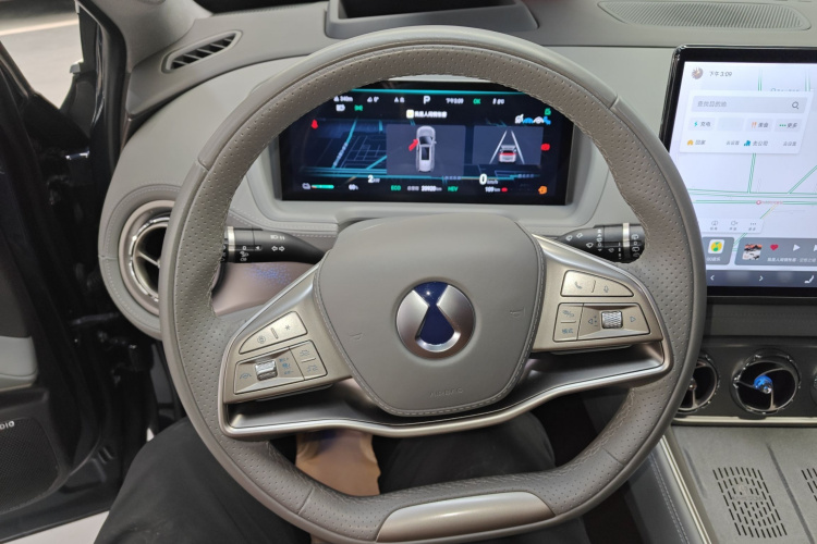 Denza N8 2023 imagen de coche #15