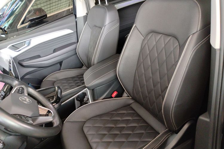 Volkswagen Talagon 2021 immagine di auto #15