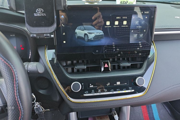 Toyota Frontlander 2024 car image #15