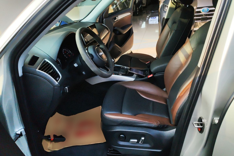 Audi Q5 2017 car image #15