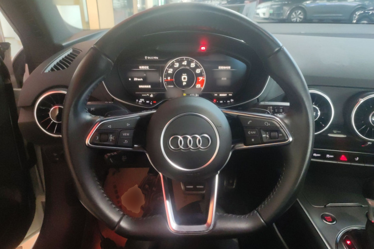 Audi TT 2017 #15 Audi TT 2017 car image #15