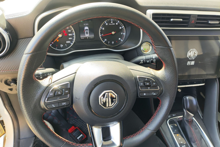 MG ZS 2020 car image #15