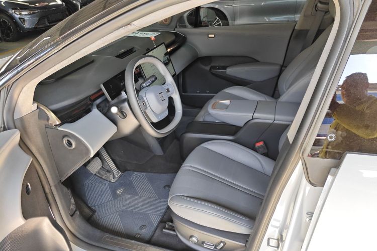 Zeekr X 2023 car image #15