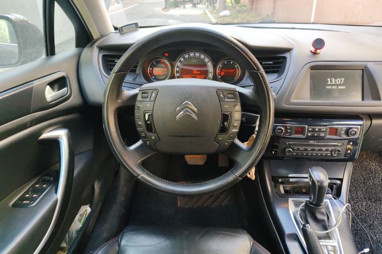 Citroen C5 2015 car image #15