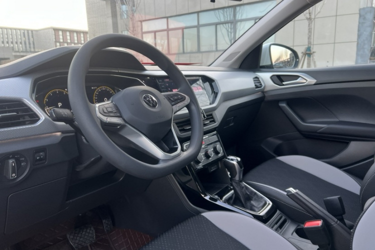 Tacqua 2023 car image #15