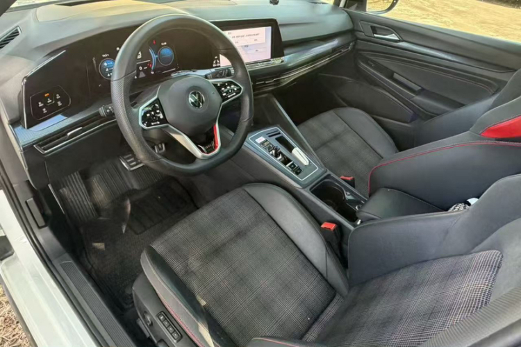 Volkswagen GolfGTI 2021 car image #15