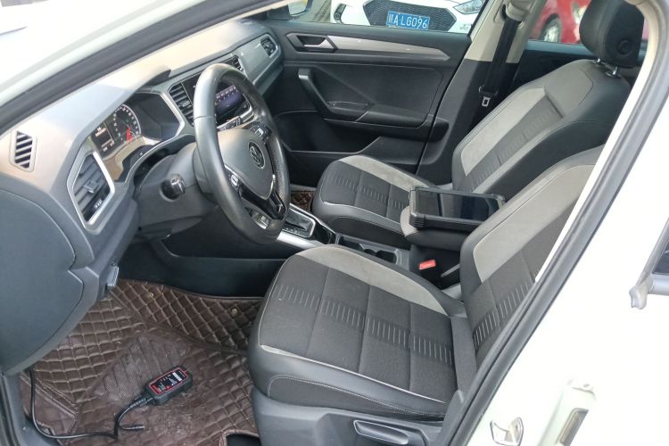 T-Roc 2020 #15 T-Roc 2020 car image #15