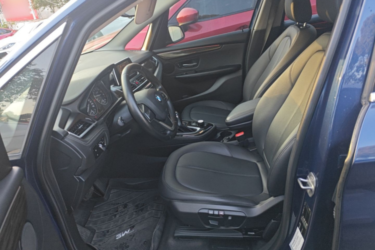 BMW 2 Series Tourer 2017 car image #15