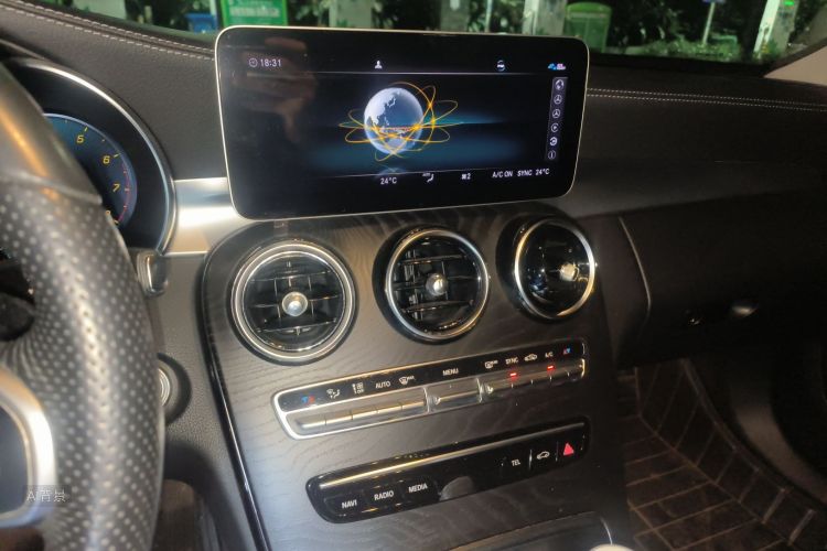 Mercedes-Benz C Class 2019 car image #15