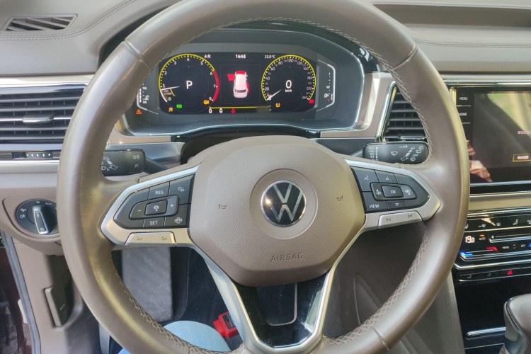 Volkswagen Viloran 2022 car image #15
