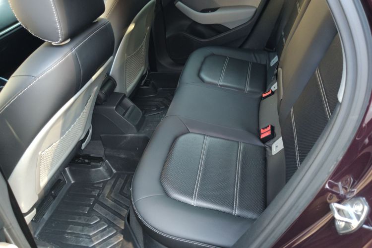 2018 immagine di auto #15