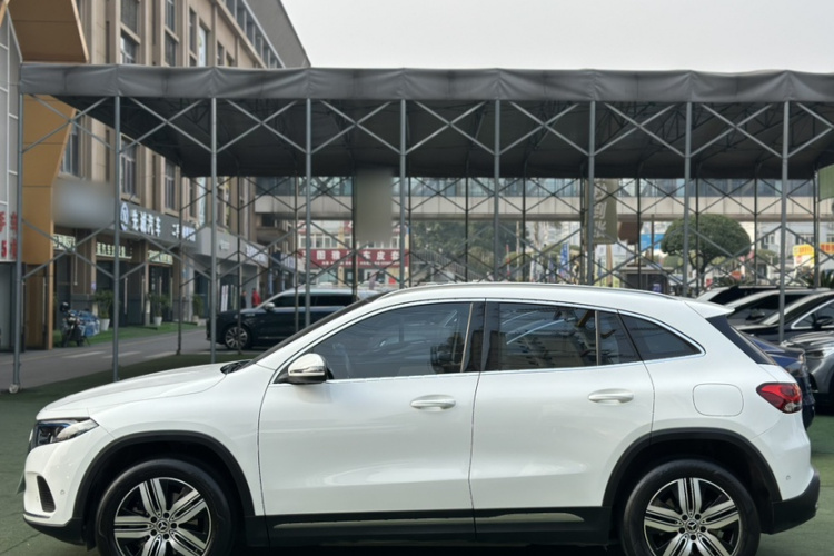 Mercedes-Benz EQA Class 2022 #15 Mercedes-Benz EQA Class 2022 immagine di auto #15