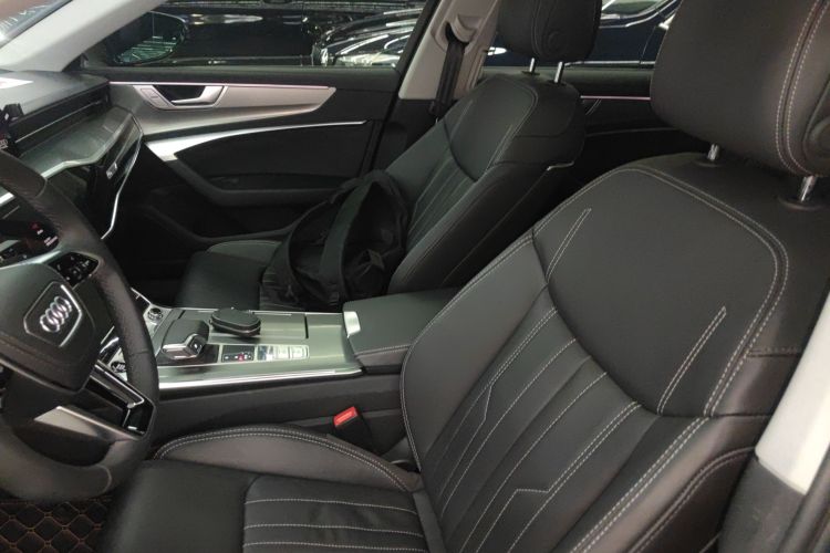 Audi A6L 2023 car image #15