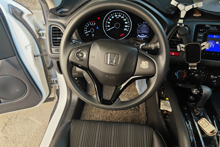 Honda VEZEL 2018 #15 Honda VEZEL 2018 изображение автомобиля #15