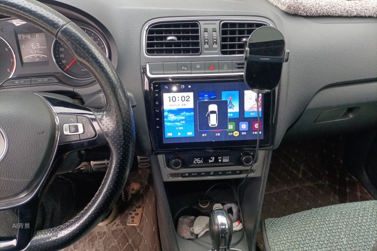 Polo 2015 car image #15