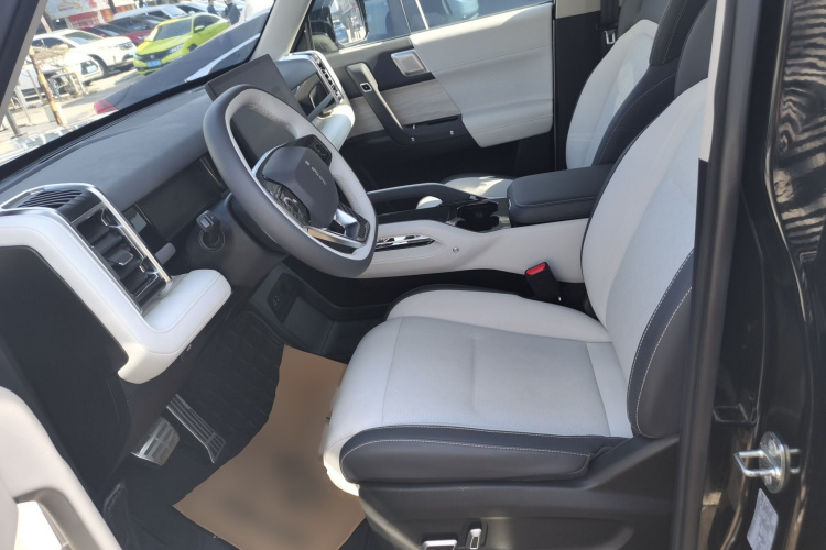 Chery 2023 car image #15
