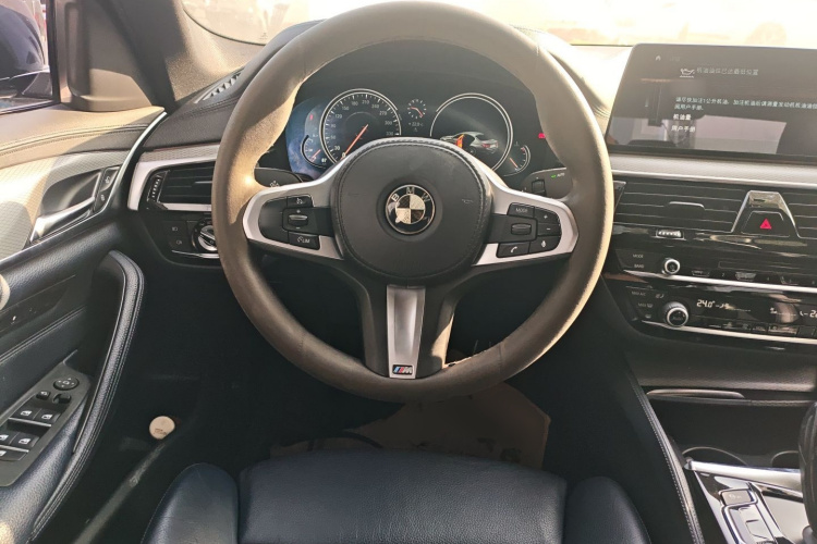 BMW 5 Series (Imported) 2018 #15 BMW 5 Series (Imported) 2018 car image #15