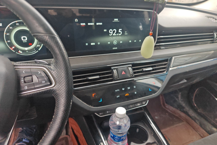 HongQi HS5 2020 #15 HongQi HS5 2020 car image #15