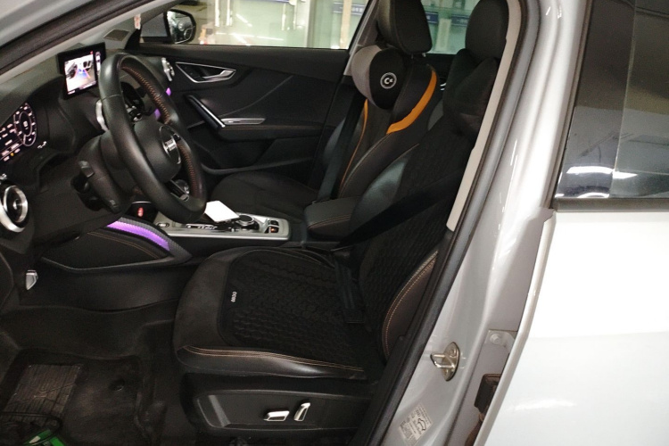 Q2L e-tron 2022 #15 Q2L e-tron 2022 car image #15