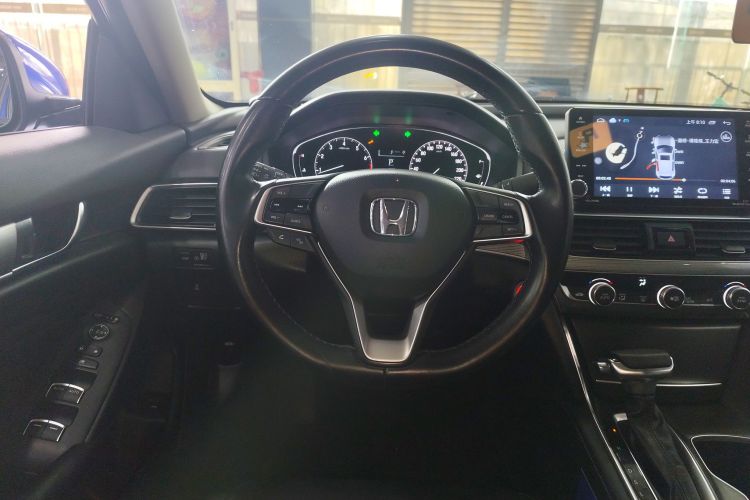 Honda Accord 2019 car image #15