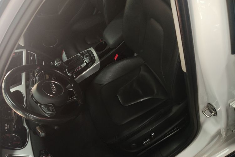 Audi A4 (Imported) 2016 #15 Audi A4 (Imported) 2016 car image #15