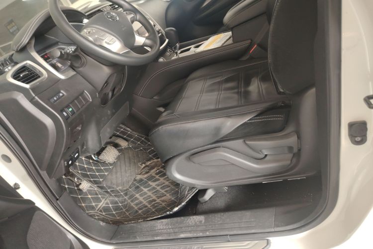 Nissan Murano 2023 imagen de coche #15