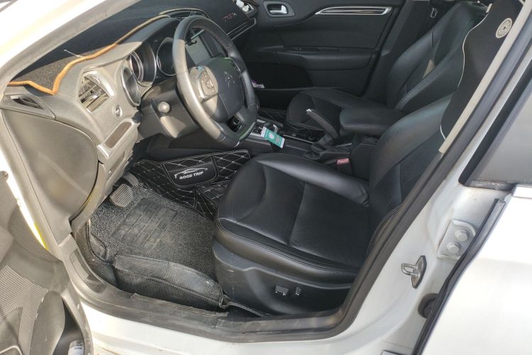 Citroen C4L 2014 car image #15