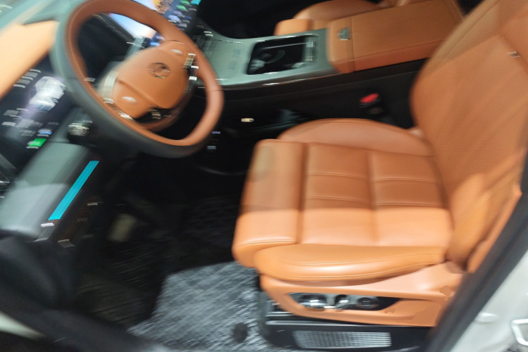 GAC Trumpchi Xiangwang M8 2025 car image #15