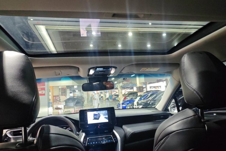 Toyota Harrier 2022 car image #15
