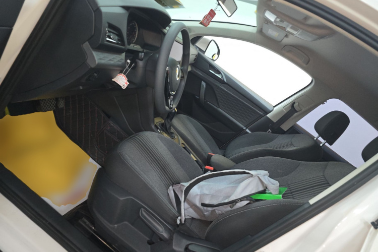 Volkswagen Tharu 2020 car image #15