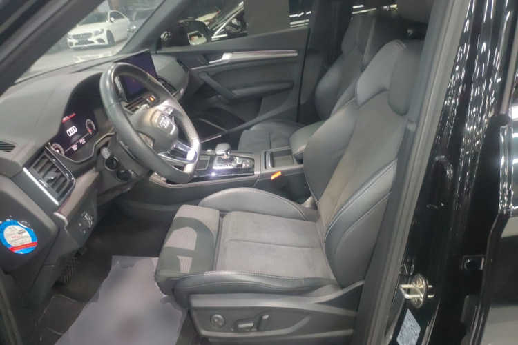 Audi Q5L Sportback 2021 car image #15