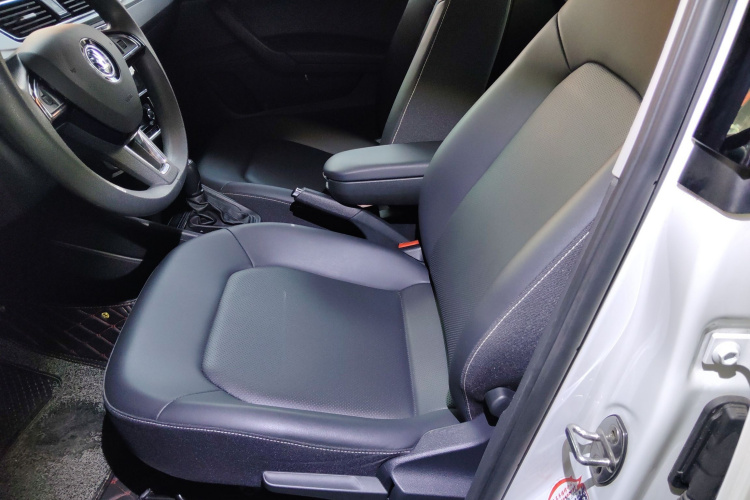 Skoda Rapid 2021 изображение автомобиля #15