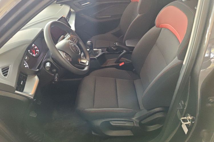 名爵 MG5 2025 汽车图片 #15