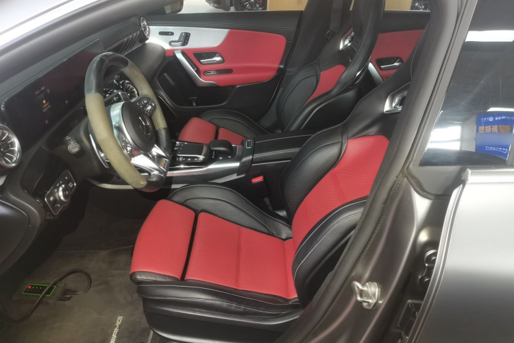 Mercedes-Benz CLA AMG 2022 صورة سيارة #15