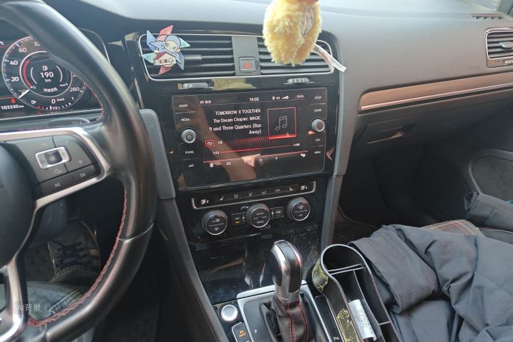 Volkswagen GolfGTI 2018 #15 Volkswagen GolfGTI 2018 car image #15