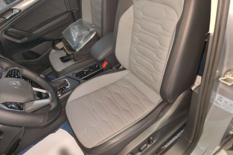 Volkswagen Tiguan X 2021 صورة سيارة #15