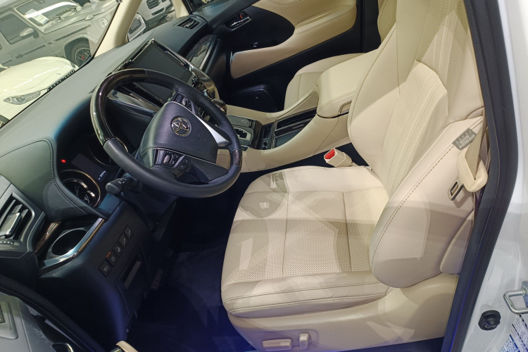 Toyota Alphard 2022 immagine di auto #15