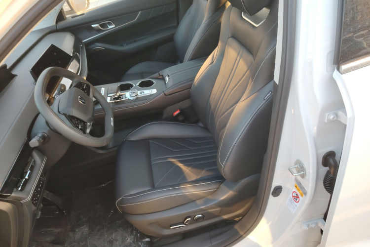 Changan UNI-K iDD 2025 #15 Changan UNI-K iDD 2025 immagine di auto #15