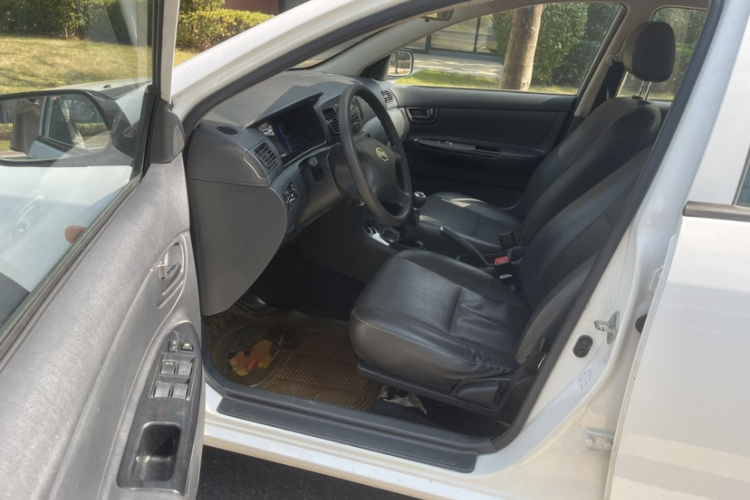 BYD F3 2019 car image #15