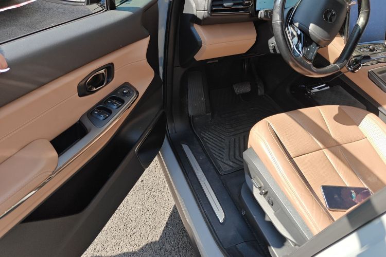 NIO ES8 2021 car image #15