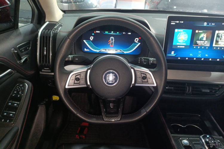 BYD Tang New Energy 2018 #15 BYD Tang New Energy 2018 car image #15