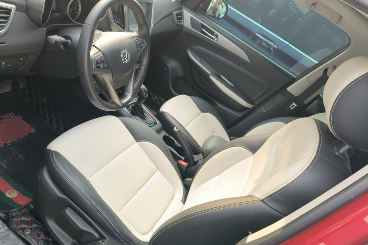 Changan CS35 2018 car image #15