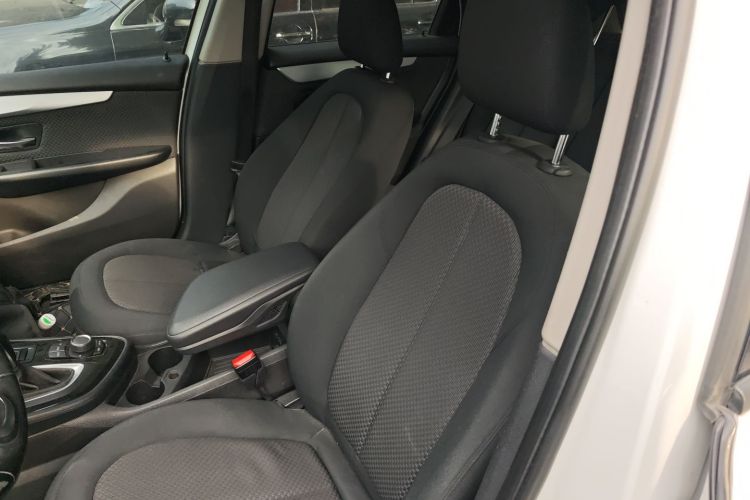 BMW 2 Series Tourer 2016 car image #15