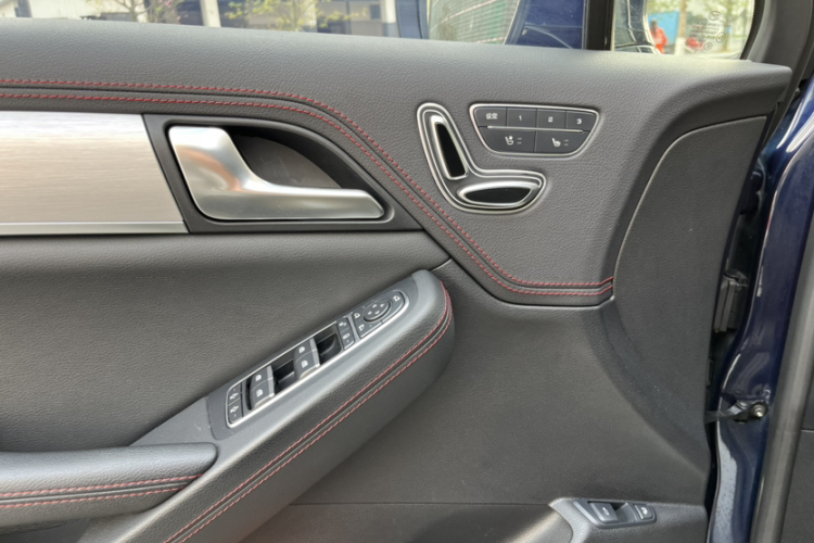 比亚迪 唐新能源 2019 汽车图片 #15