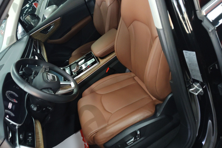 Audi Q7 2021 image de voiture #15