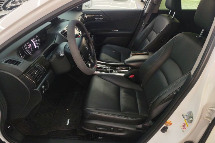 Honda Accord 2014 car image #15